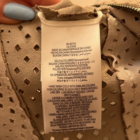 BCBGMaxAzria Cropped faux suede jacket - Picture 3 of 5